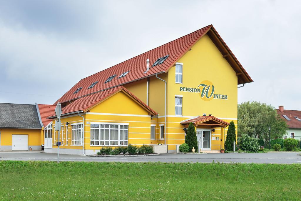 Fruehstueckspension Winter Goessendorf  ภายนอก รูปภาพ